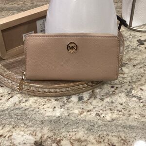 MICHAEL KORS LARGE WALLET